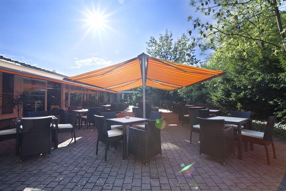 Hotel Coop Tagungszentrum&Hotelpark im Grünen Muttenz Exterior foto