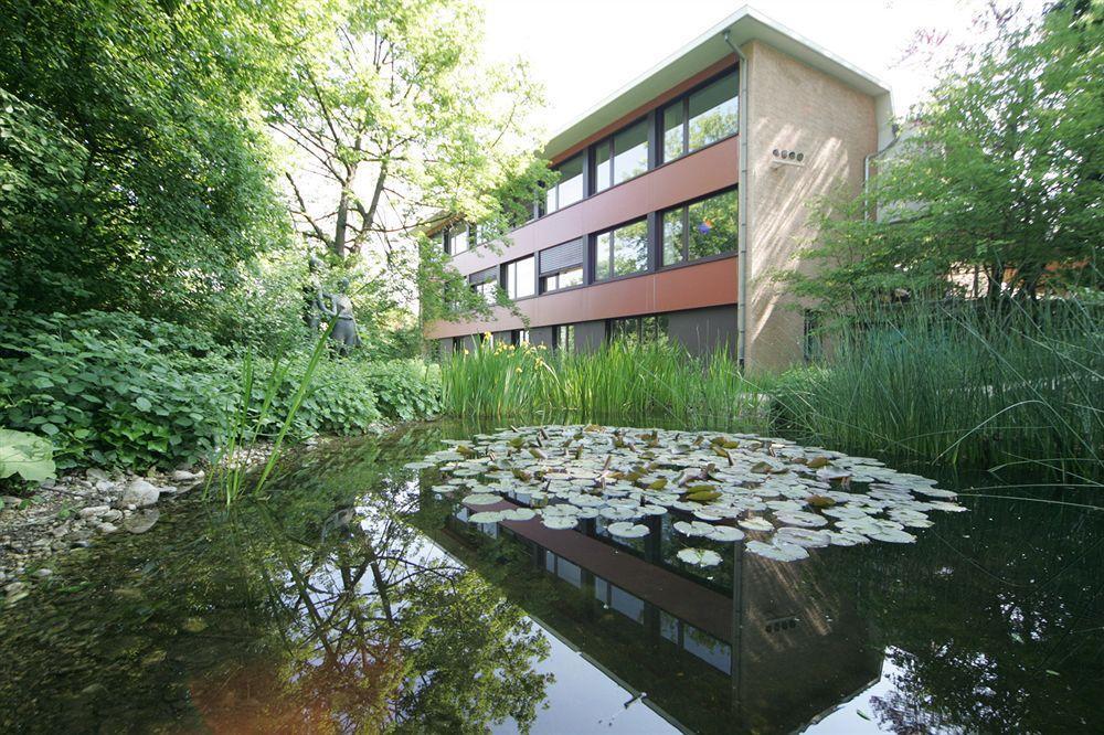 Hotel Coop Tagungszentrum&Hotelpark im Grünen Muttenz Exterior foto